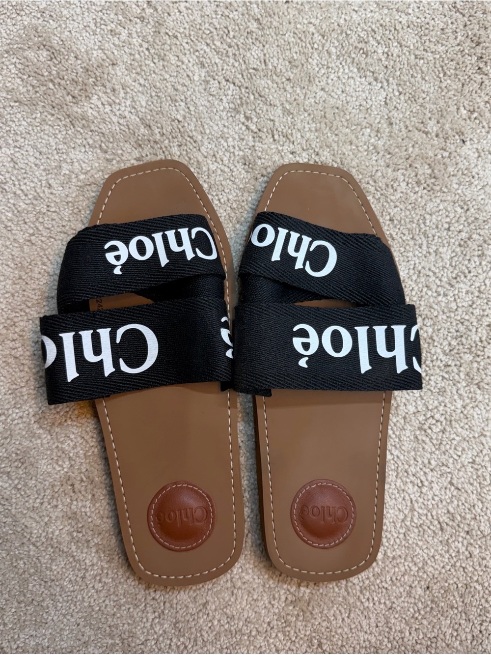 Chloe Women’s Woody Logo Slides Black
